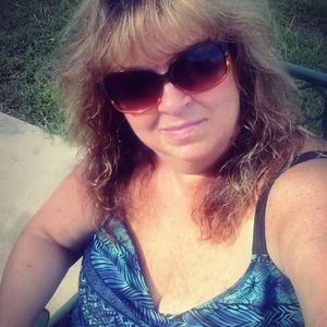 Meet your Posher, Sandy